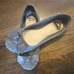 Fergacilious Gray Cable Knit Ballet Flats